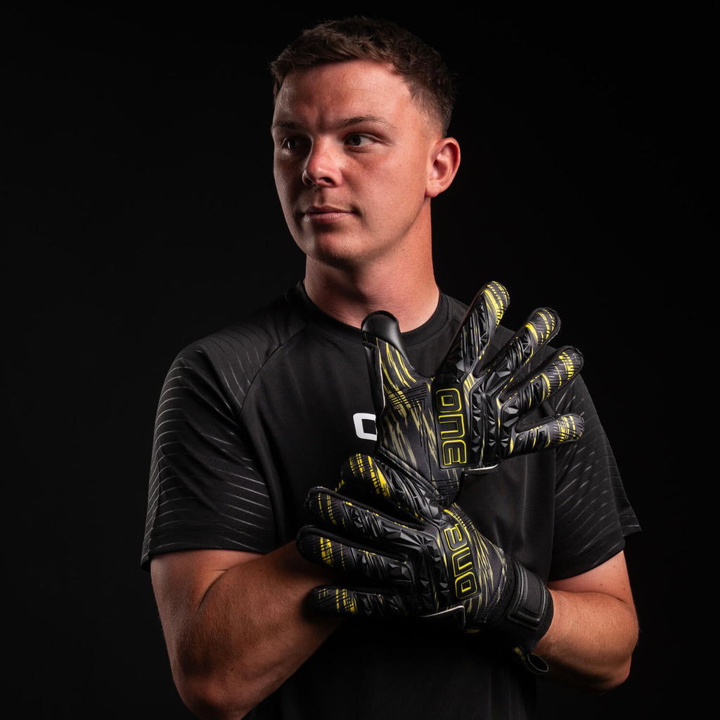 APEX Pro Rift Fingersave Goalkeeper Gloves One Glove America