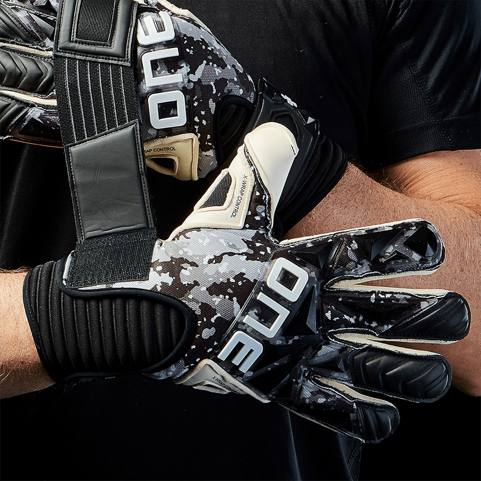 Football gloves clearance hotsell